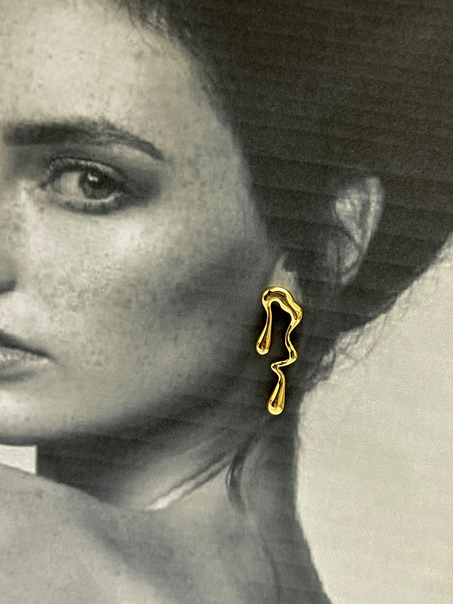 Drip earrings