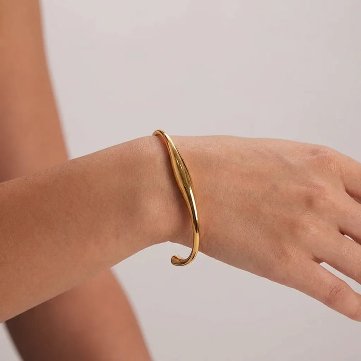 Thea Bracelet
