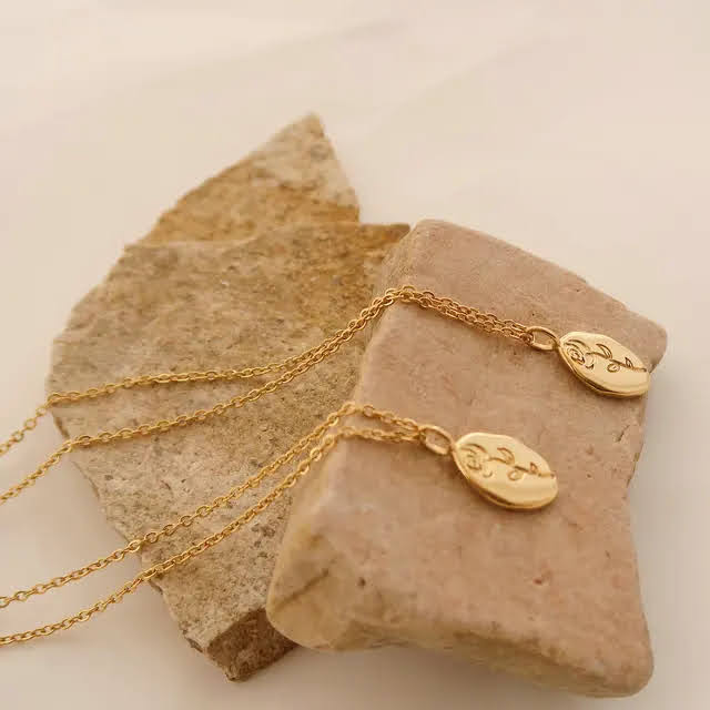 Rose Necklace